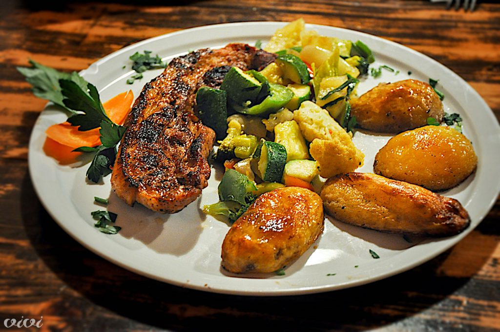 kuren svinjska rebra 22 1024x680